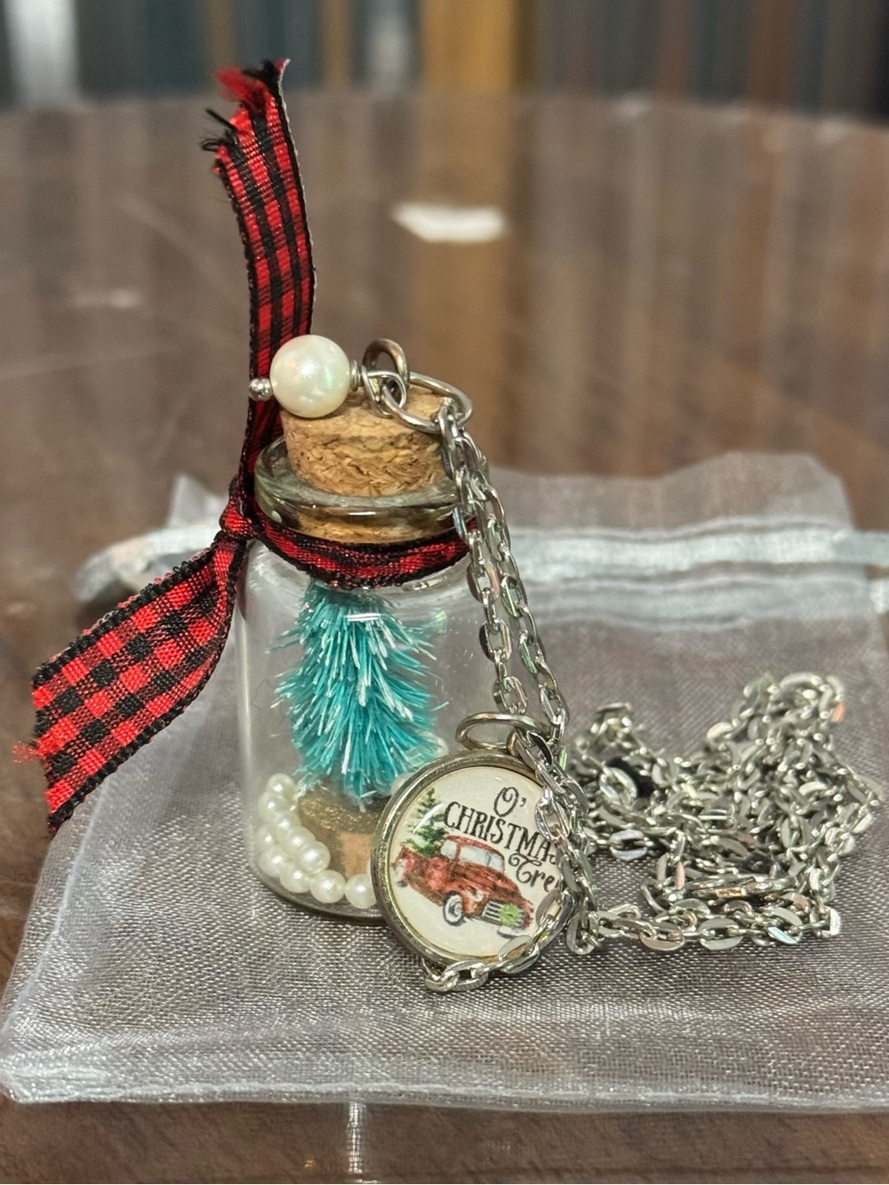 Festive Christmas Tree Pendant Necklace wt Retro Truck Charm
